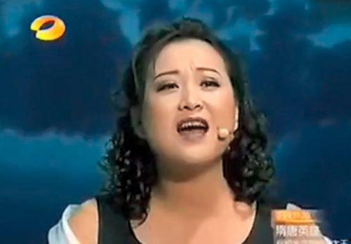 娱乐圈吃瓜抖音号,抖音号“吃瓜”带你探秘明星幕后故事